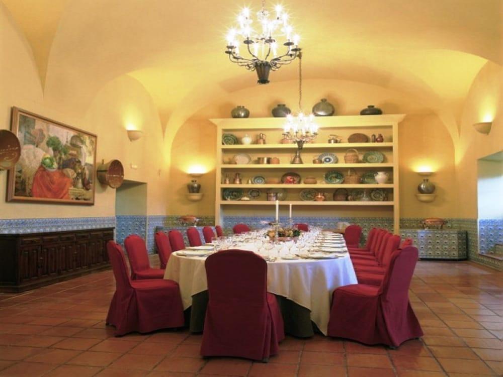 Parador De Trujillo Zewnętrze zdjęcie